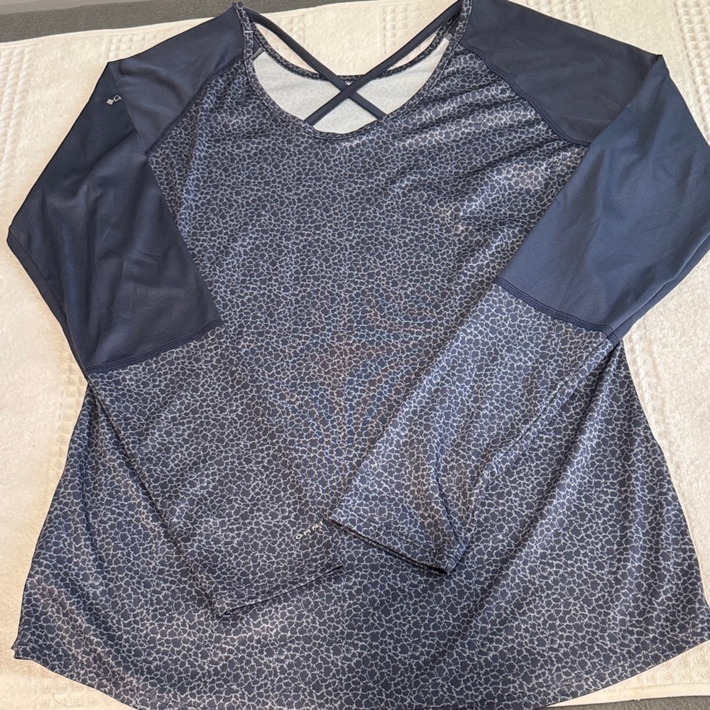 Stylish Blue Patterned Long Sleeve Top - Picture 3 of 7